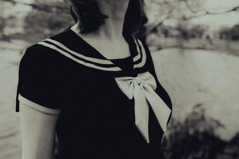 The art of mastering Parisian chic and its effortless elegance