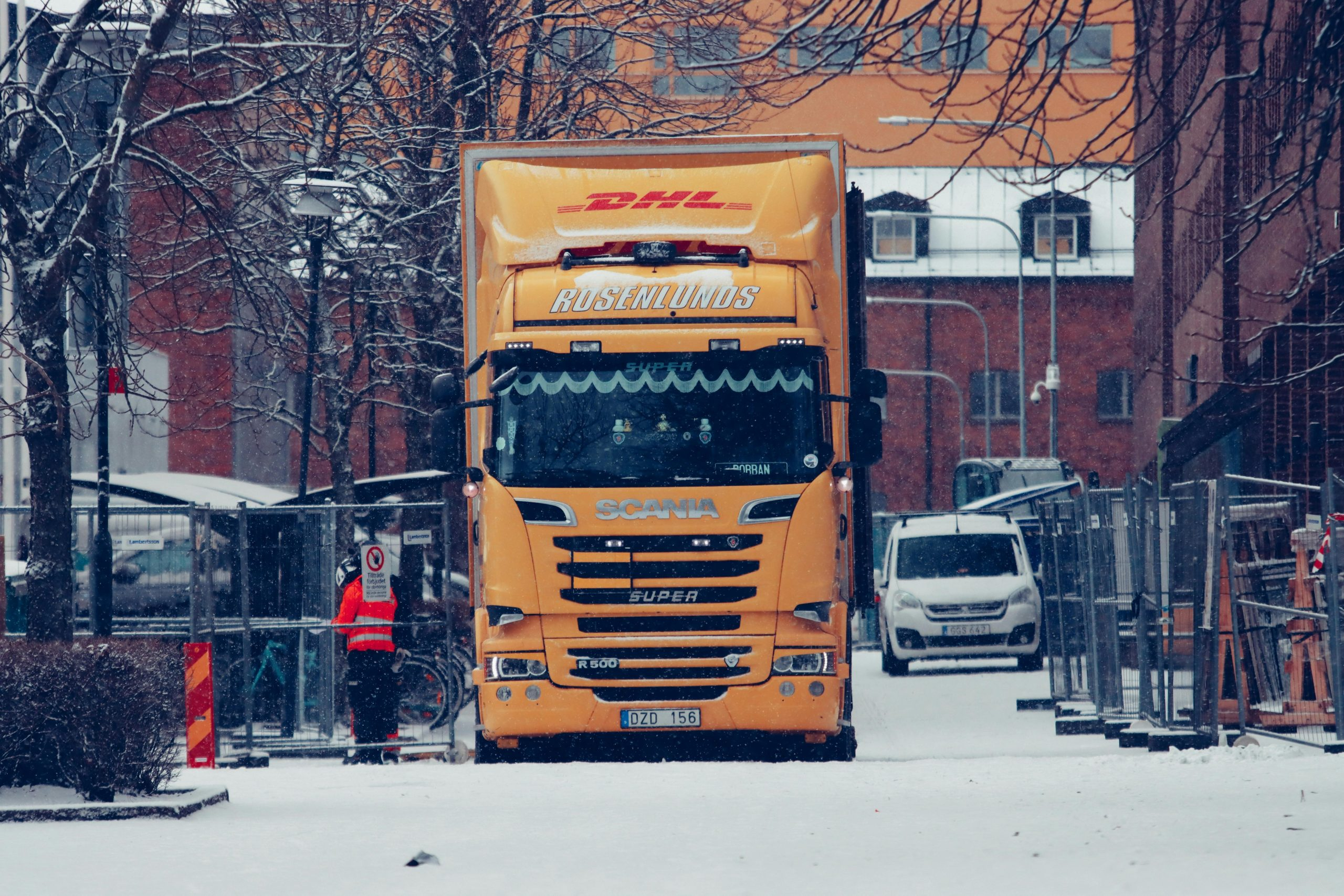 The future of logistics: how autonomous trucks are changing freight