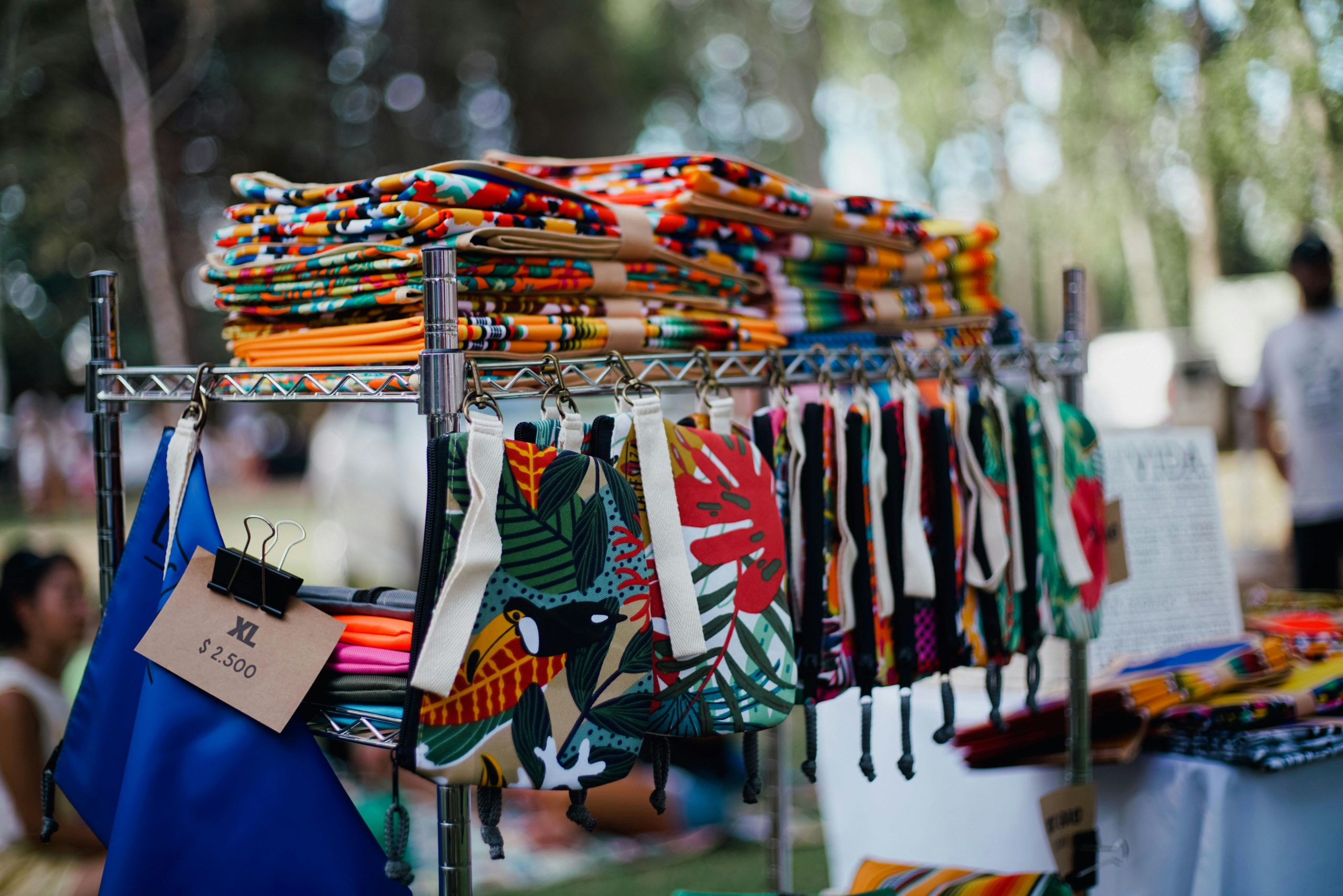 Exploring Handmade Jewelry and Crafts in Local Shopping