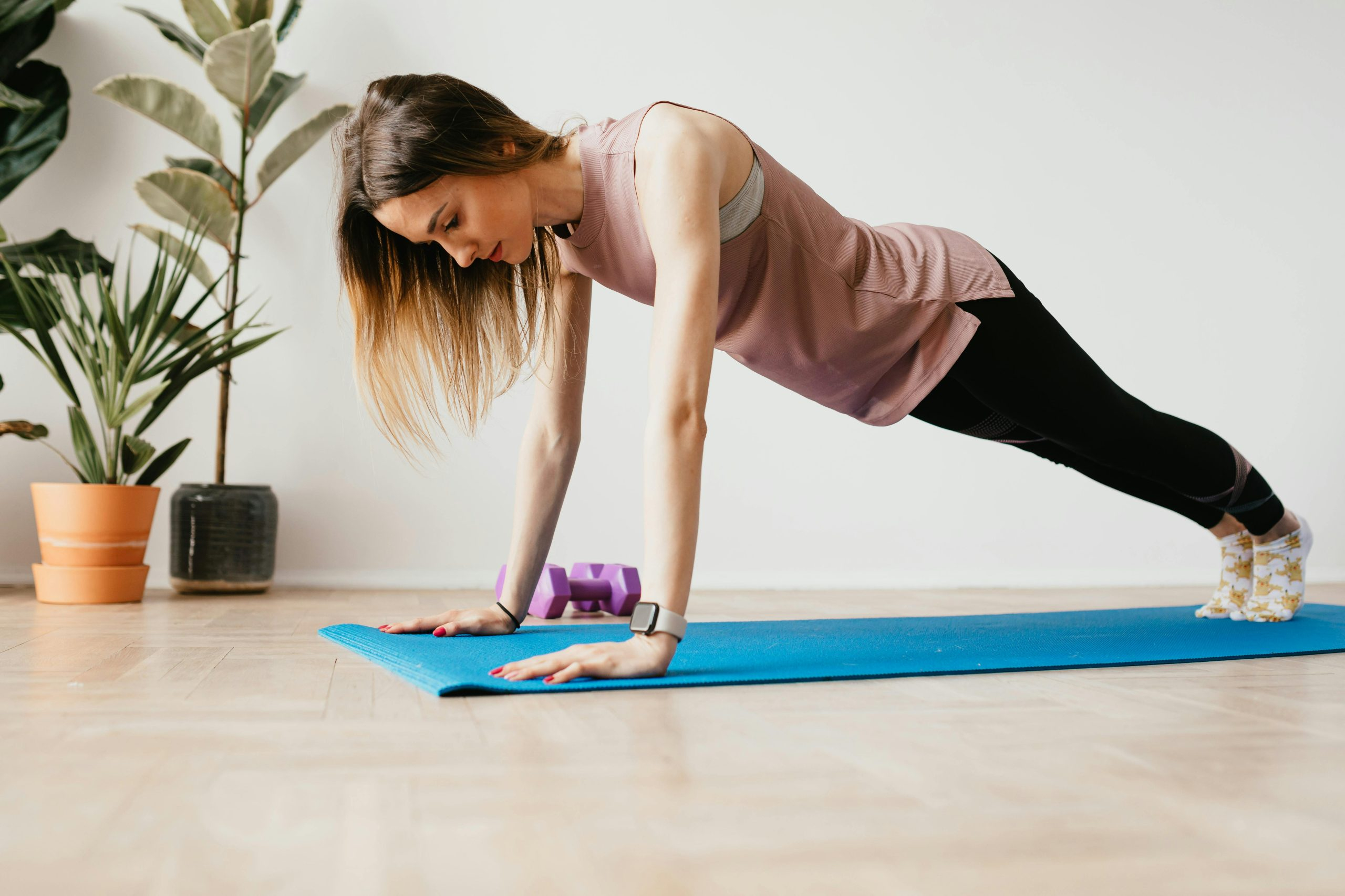 Wearable Electronics Offering Gamified Health Challenges