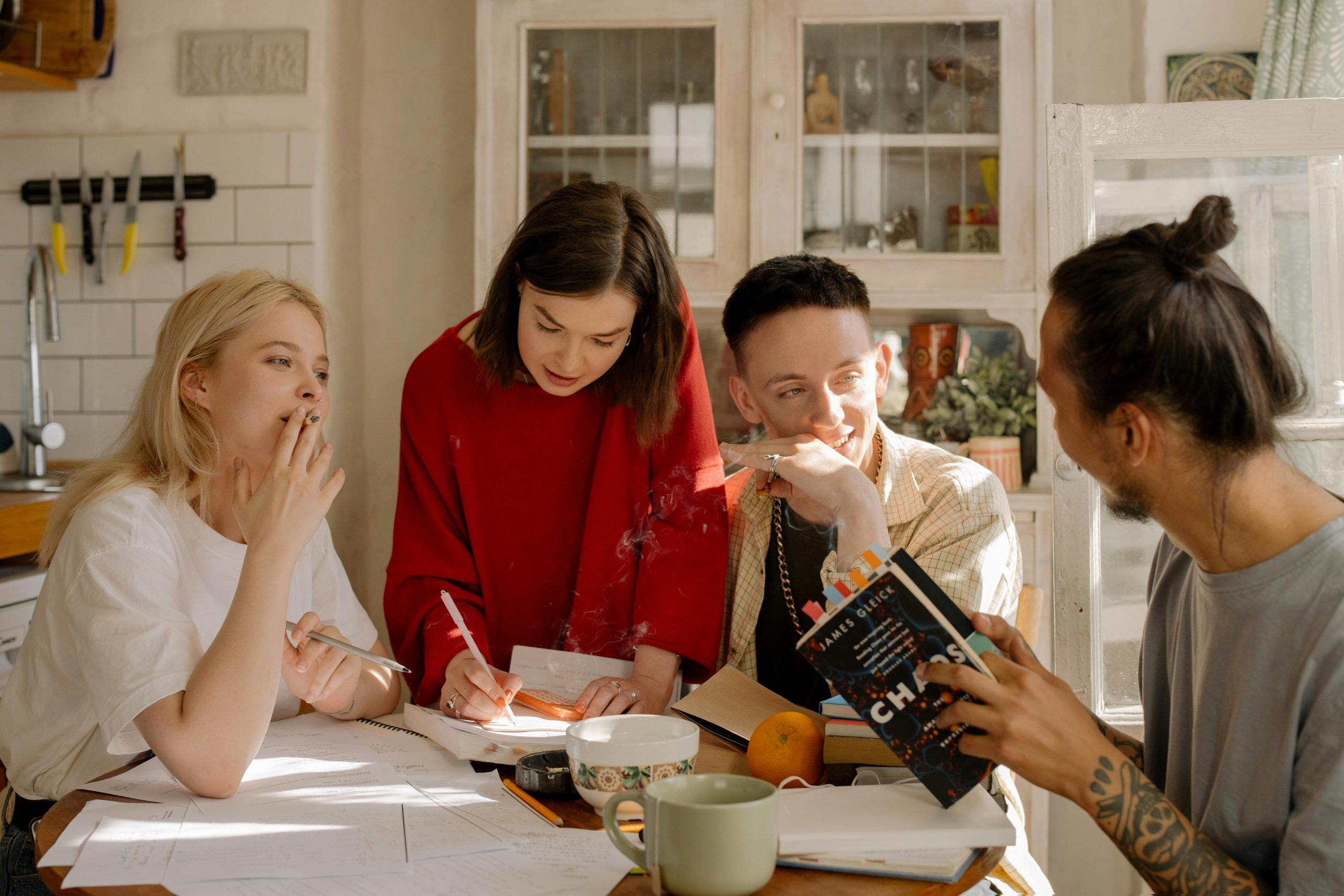 From lecture notes to living documents: reinventing the learning artifact