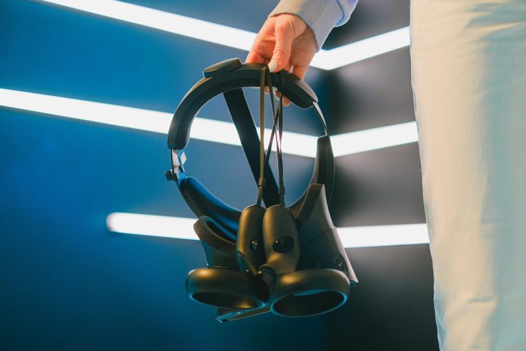 The unexpected return of eighties fashion trends