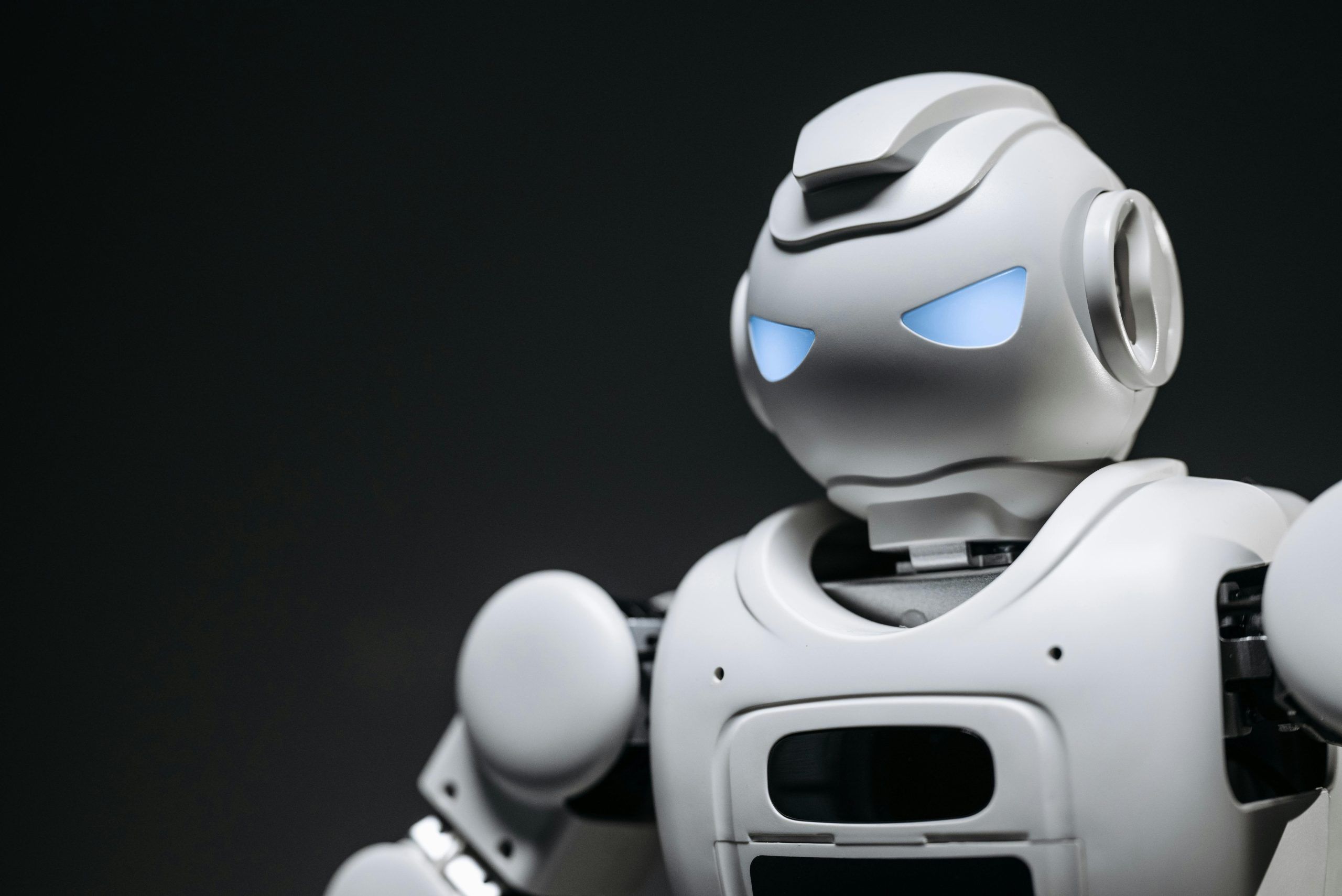 Cutting-edge consumer electronics you need in your home